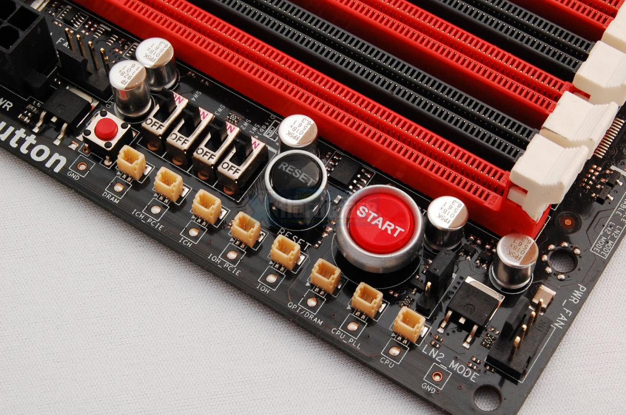 [26/04/2010] Asus Rampage III Extreme im PCGHX-Test: Das beste Sockel-1366-Overclocking-Mainboard? (10)