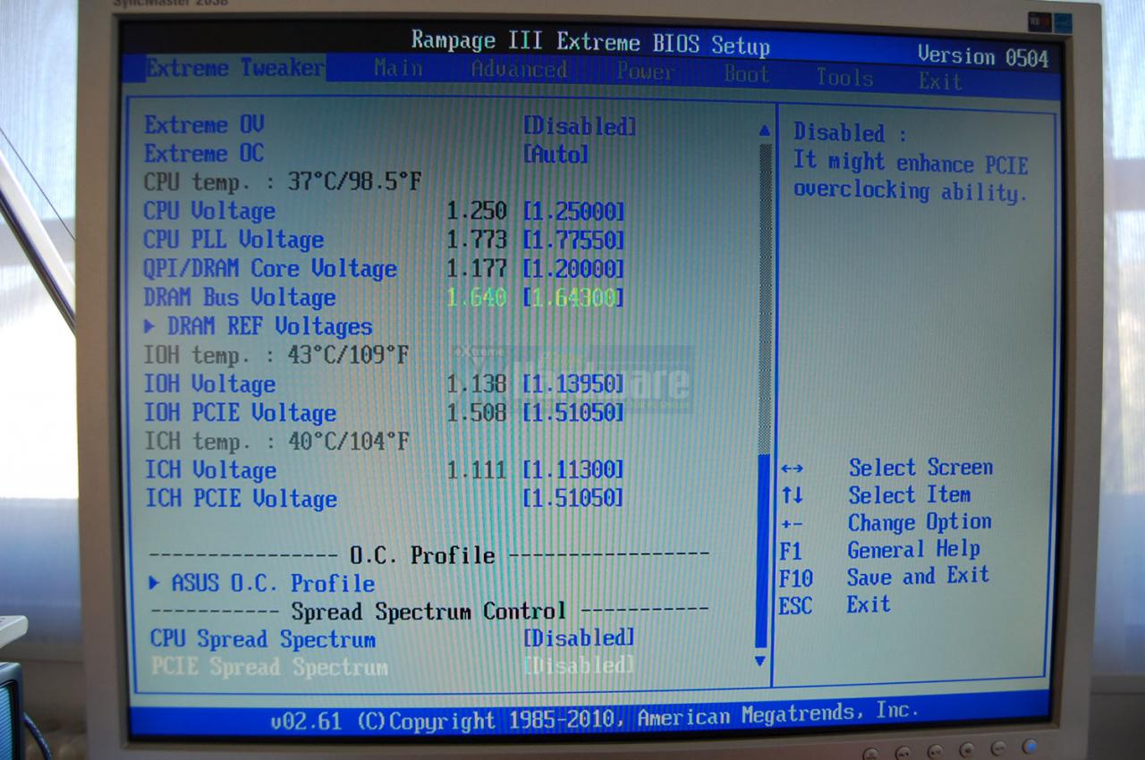 [26/04/2010] Asus Rampage III Extreme im PCGHX-Test: Das beste Sockel-1366-Overclocking-Mainboard? (35)