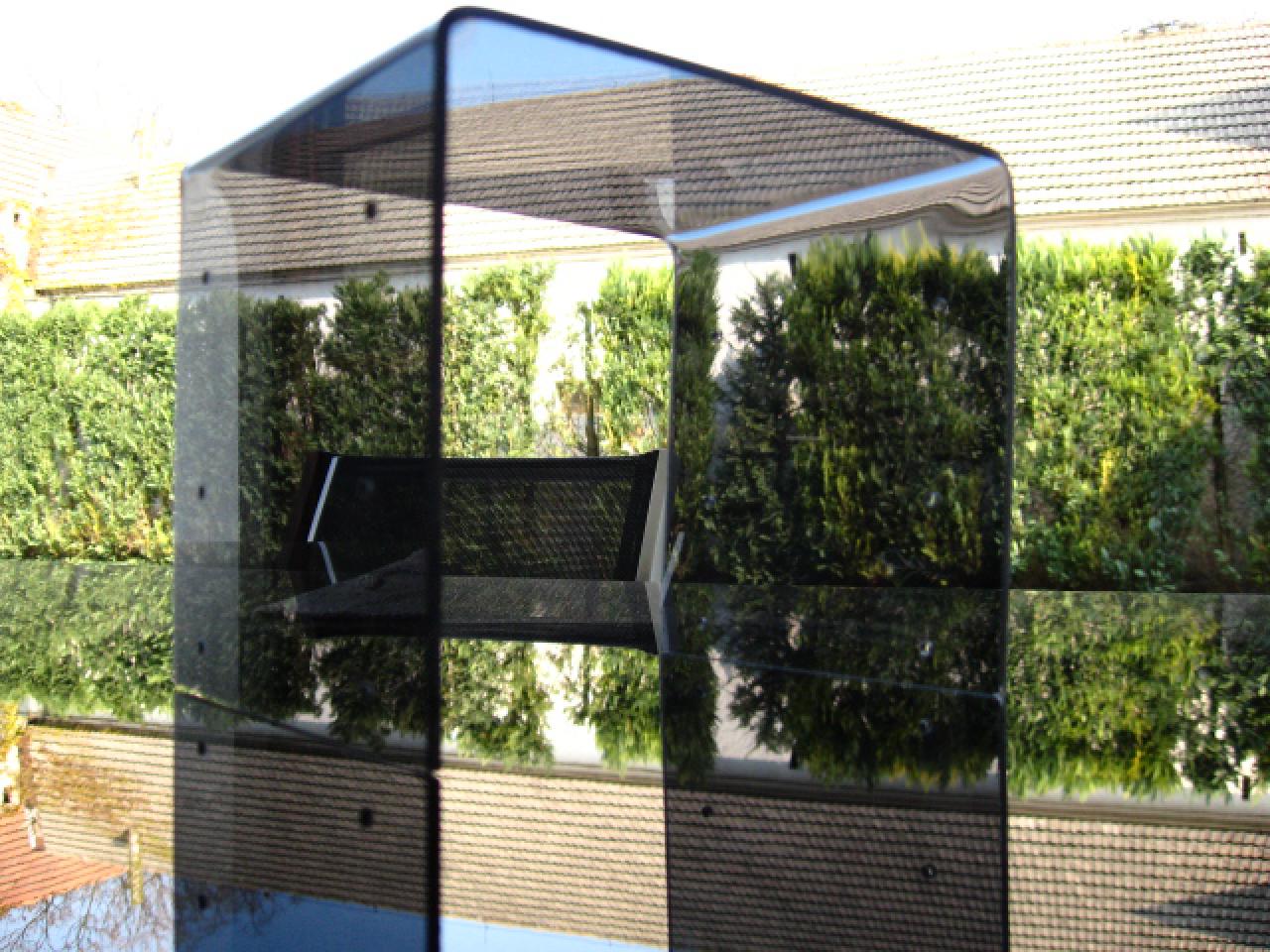 [23/04/2010] Luxuriöses Gehäuse im Eigenbau - Update: Transparenter HDD-Käfig (14)