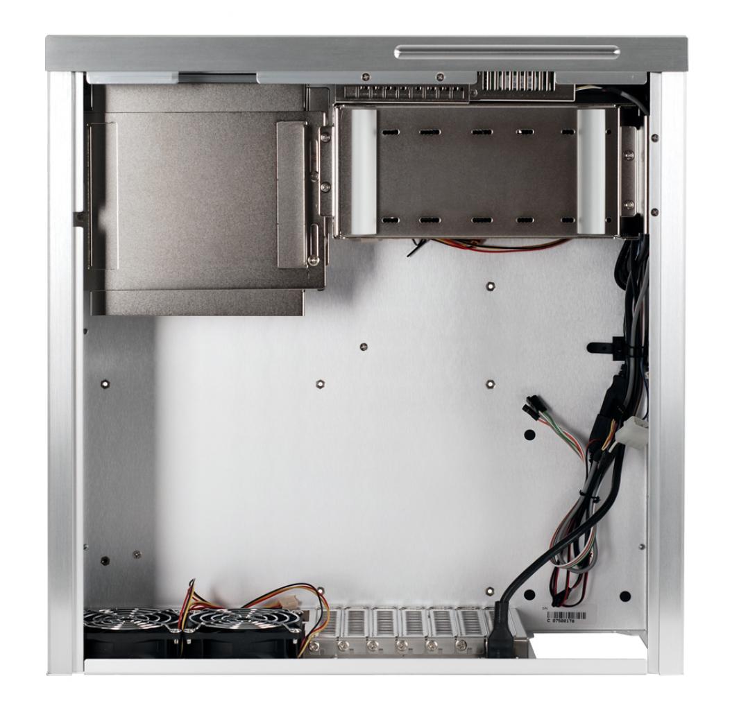 [27/05/2010] Silverstone Crown CW03-MT: Ca. 585,- Euro, HTPC-Gehäuse aus Aluminium mit 7-Zoll-Touchscreen, Fernbedienung sowie zwei 5,25-Zoll und sechs 3,5-Zoll-Einbauschächten.