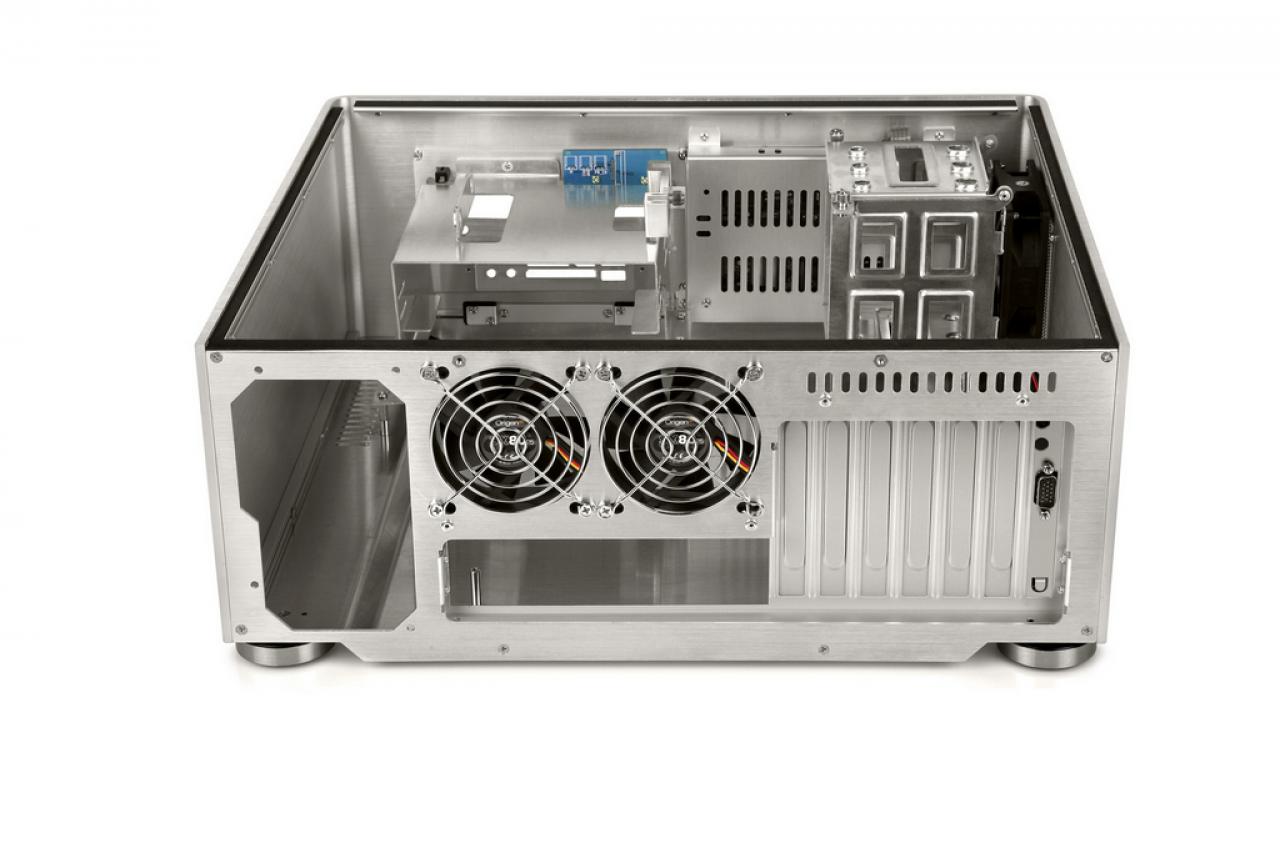 [27/05/2010] OriginAE S16T: Ca. 540,- Euro, Das S16T ist wie viele OriginAE-Gehäuse aus 5 Millimeter dickem Aluminium gefertigt. Der 7-Zoll-Touchscreen hat eine native Auflösung von 800 x 480 Pixeln.