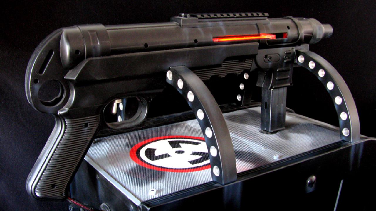 [11/05/2010] NZXT Panzerbox: Wolfenstein-Casemod im Youtube-Video (3)