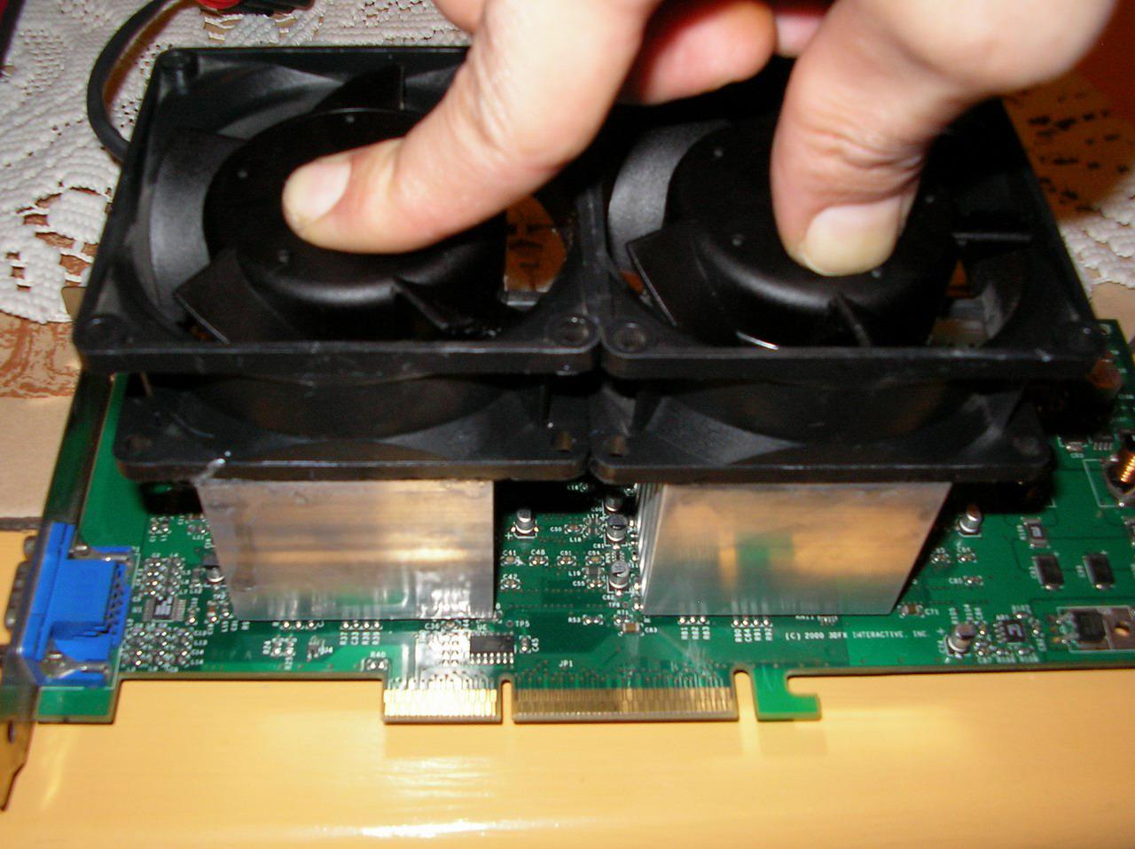 [14/05/2010] 3dfx Voodoo 5: Extremer Kühlmod (7)