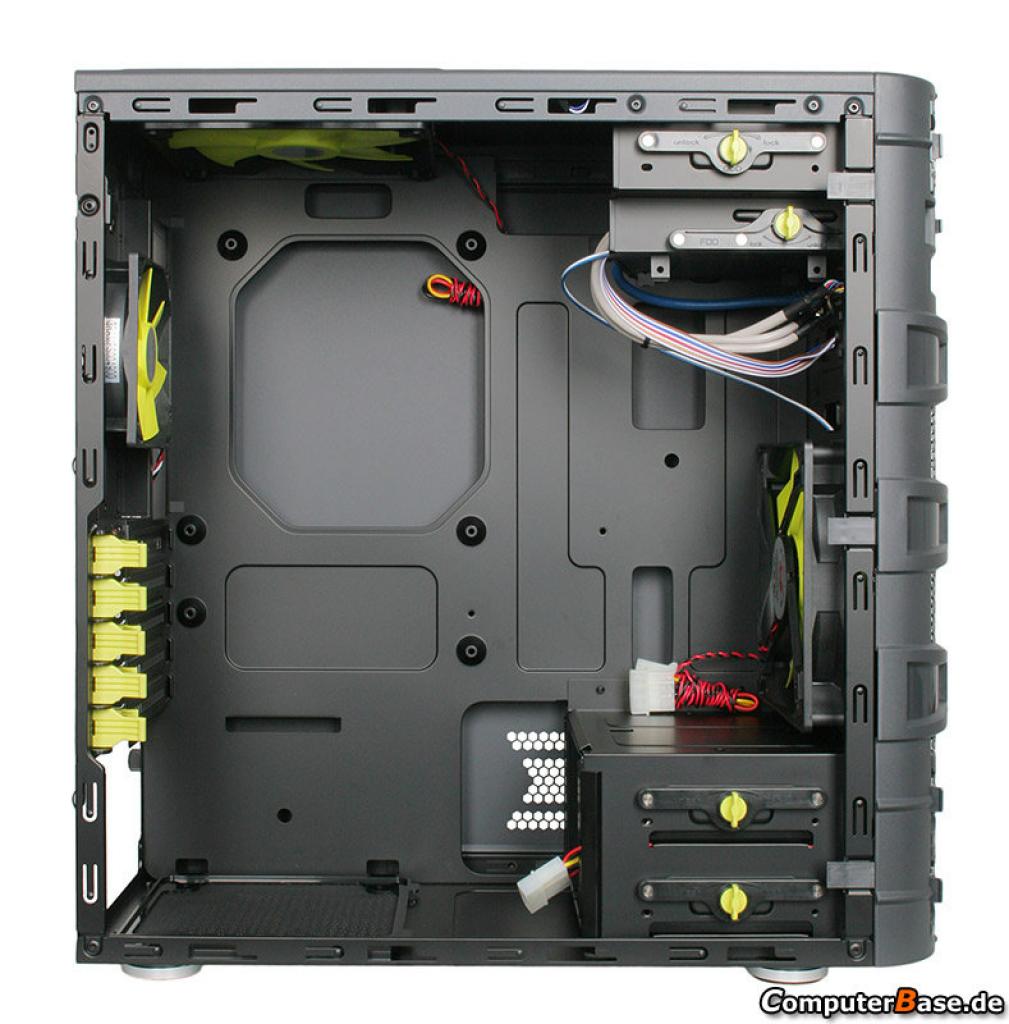 [15/05/2010] In Win: Das neue Micro-ATX-Gehäuse Dragon Slayer soll vor allem ambitionierte Spieler überzeugen. (4)