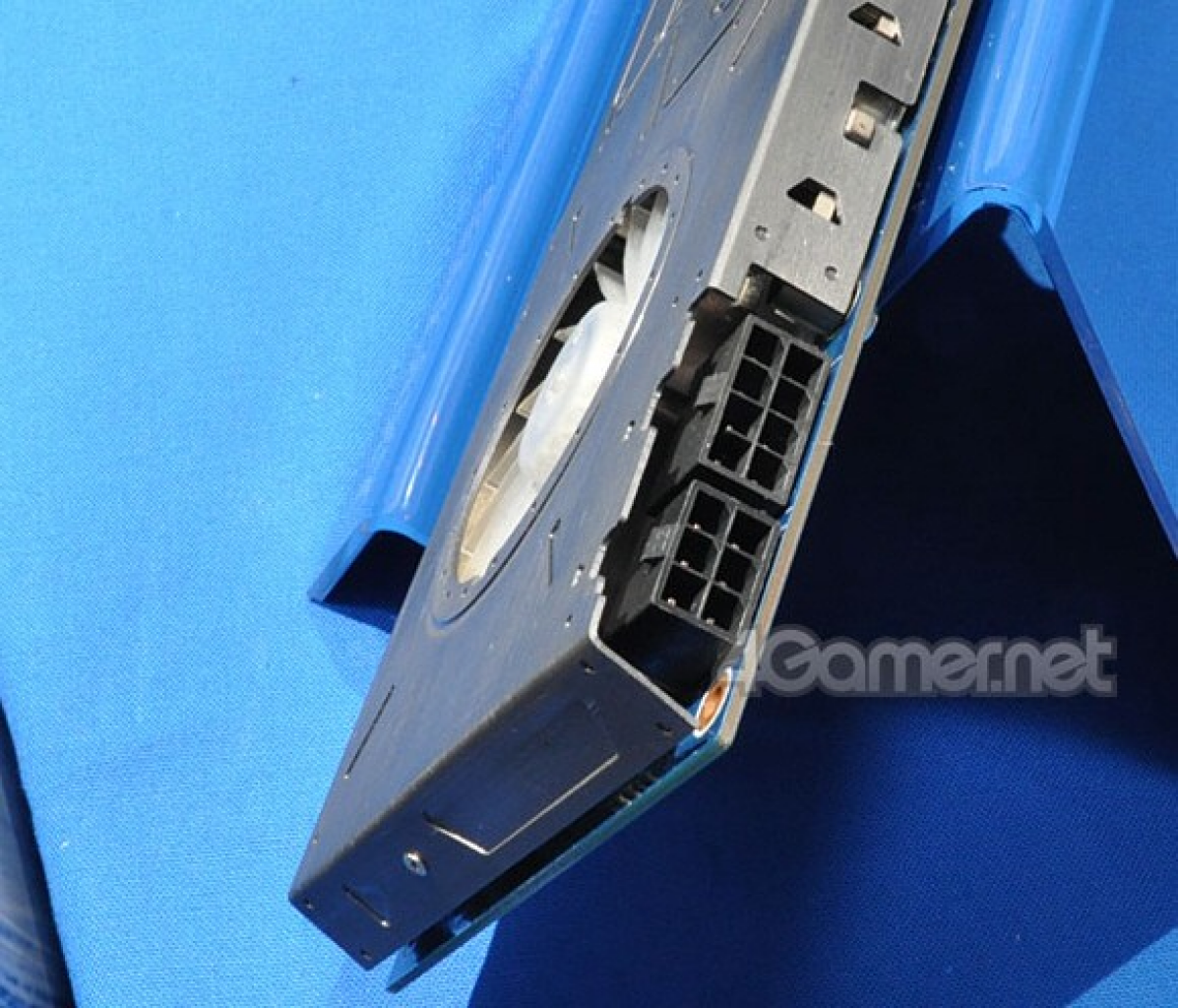 [17/05/2010] Galaxy Geforce GTX 470 Katana (3)