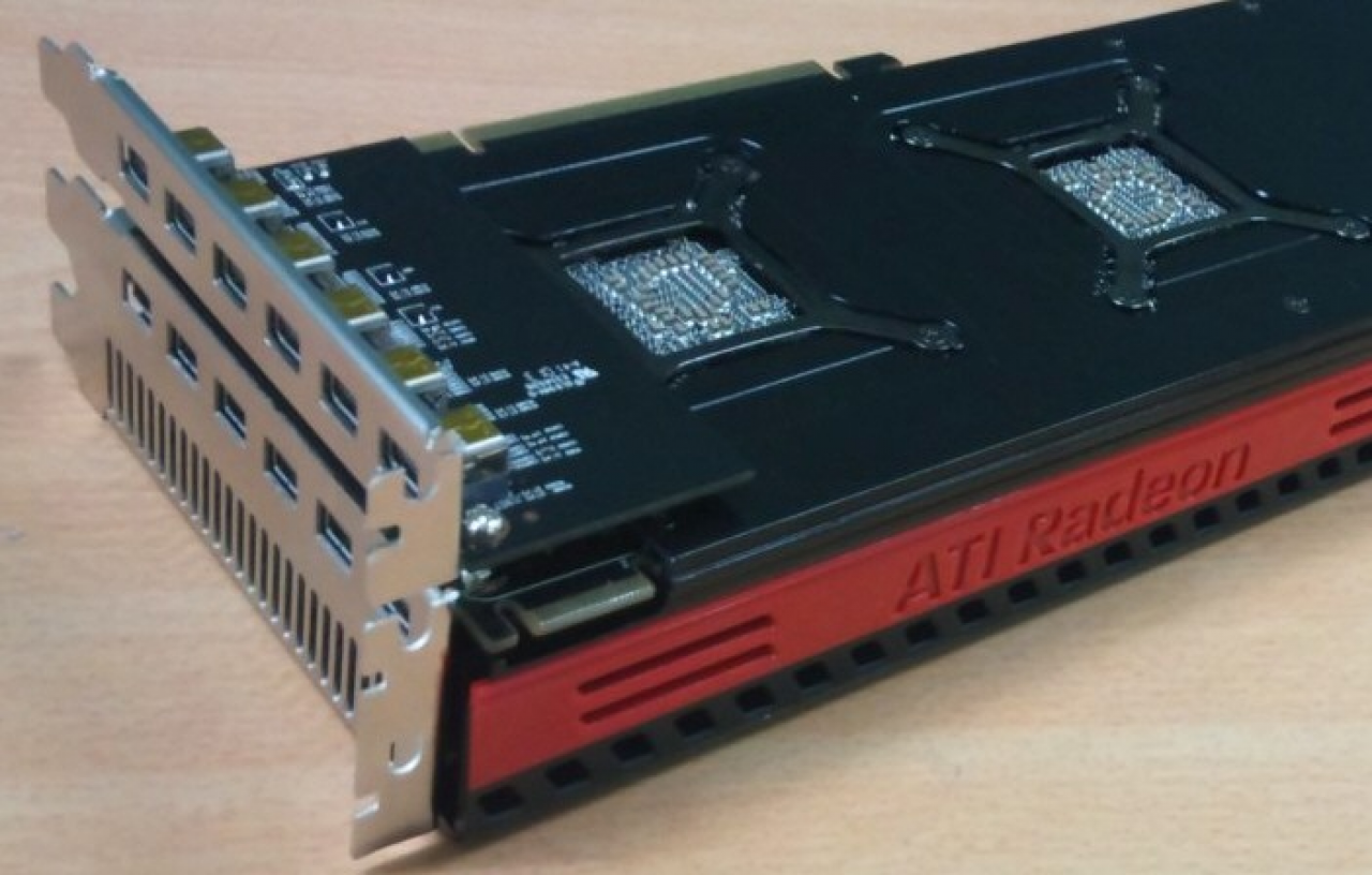 [19/05/2010] Powercolor Radeon HD 5970 Eyefinity 12 (2)