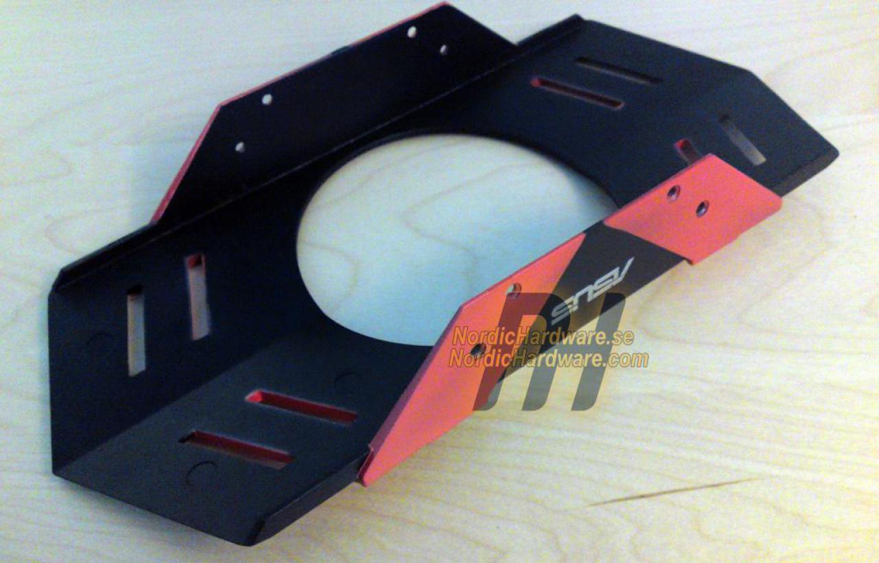 [29/05/2010] Asus Ares: Bilder des Retail-Kühlers aufgetaucht (5)