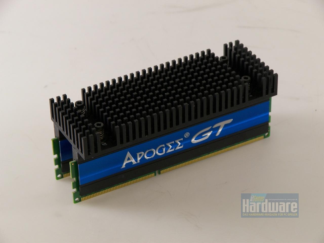 [20/05/2010] Apogee GT Blazer: Auf diesen Apogee-Module lässt sich ein wuchtiger Kühler festschrauben.