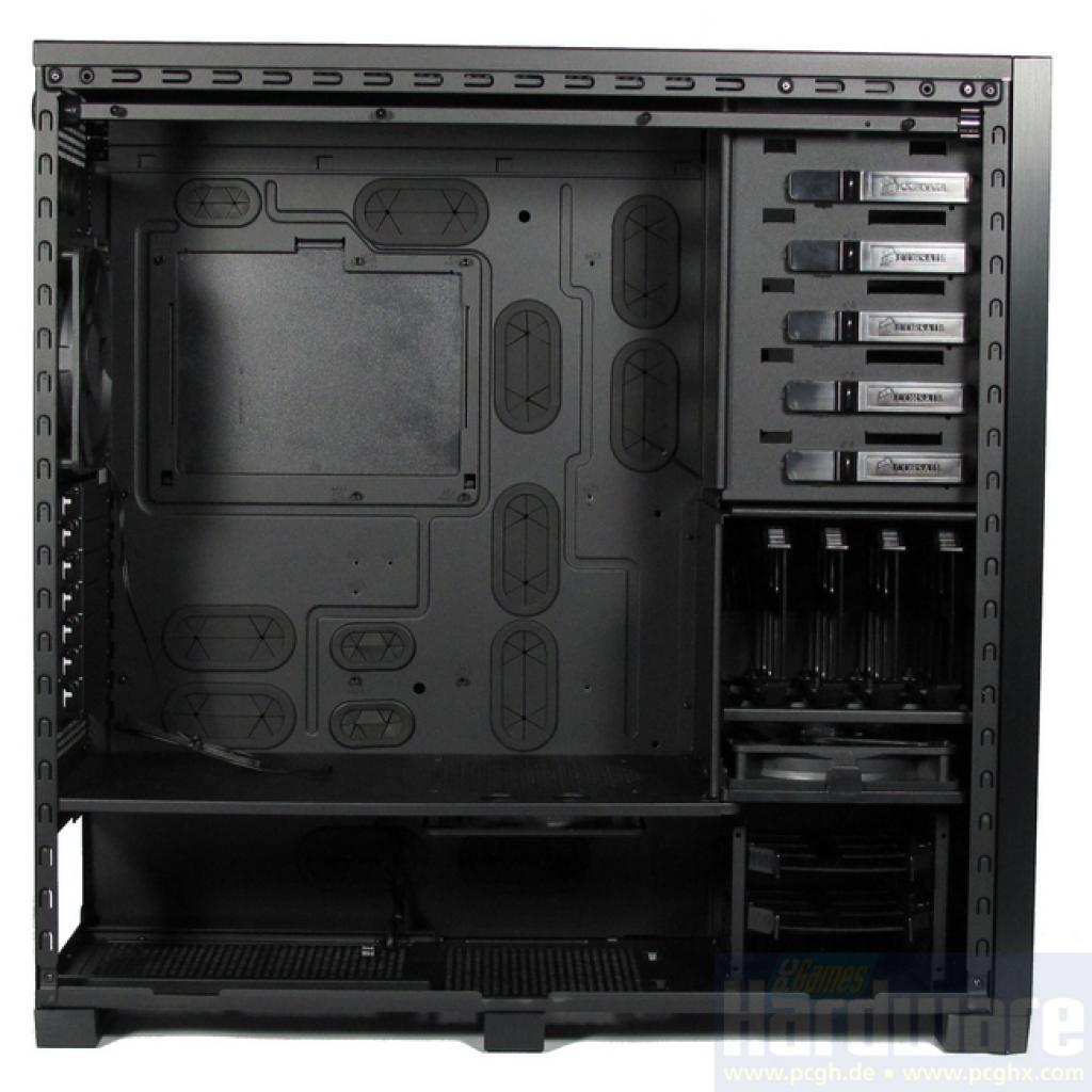 Corsair Obsidian 700D offen