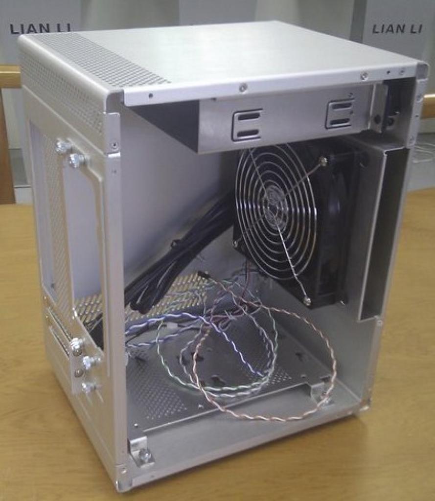 [29/05/2010] Lian Li PC-Q07: Refresh auf der Computex 2010 (2)