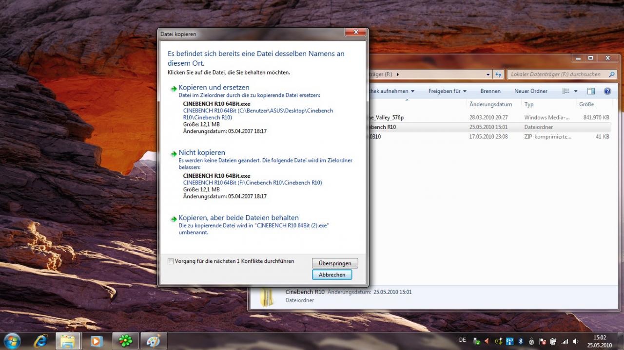 [25/05/2010] Kopieren oder verschieben Sie mehrere Ordner und Dateien auf schon vorhandene Verzeichnisse, fragt Windows nach, ob diese überschrieben werden sollen. Möchten Sie die Entscheidung für den ganzen Vorgang treffen, müssen Sie ganz unten einen Haken setzen. Einige Anwender stört diese, denn unter XP war 