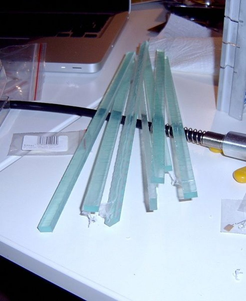 [01/05/2010] PCGH-Casemod von NobLorRos: Lüfter-Modding inkl. Video-Tutorial (10)