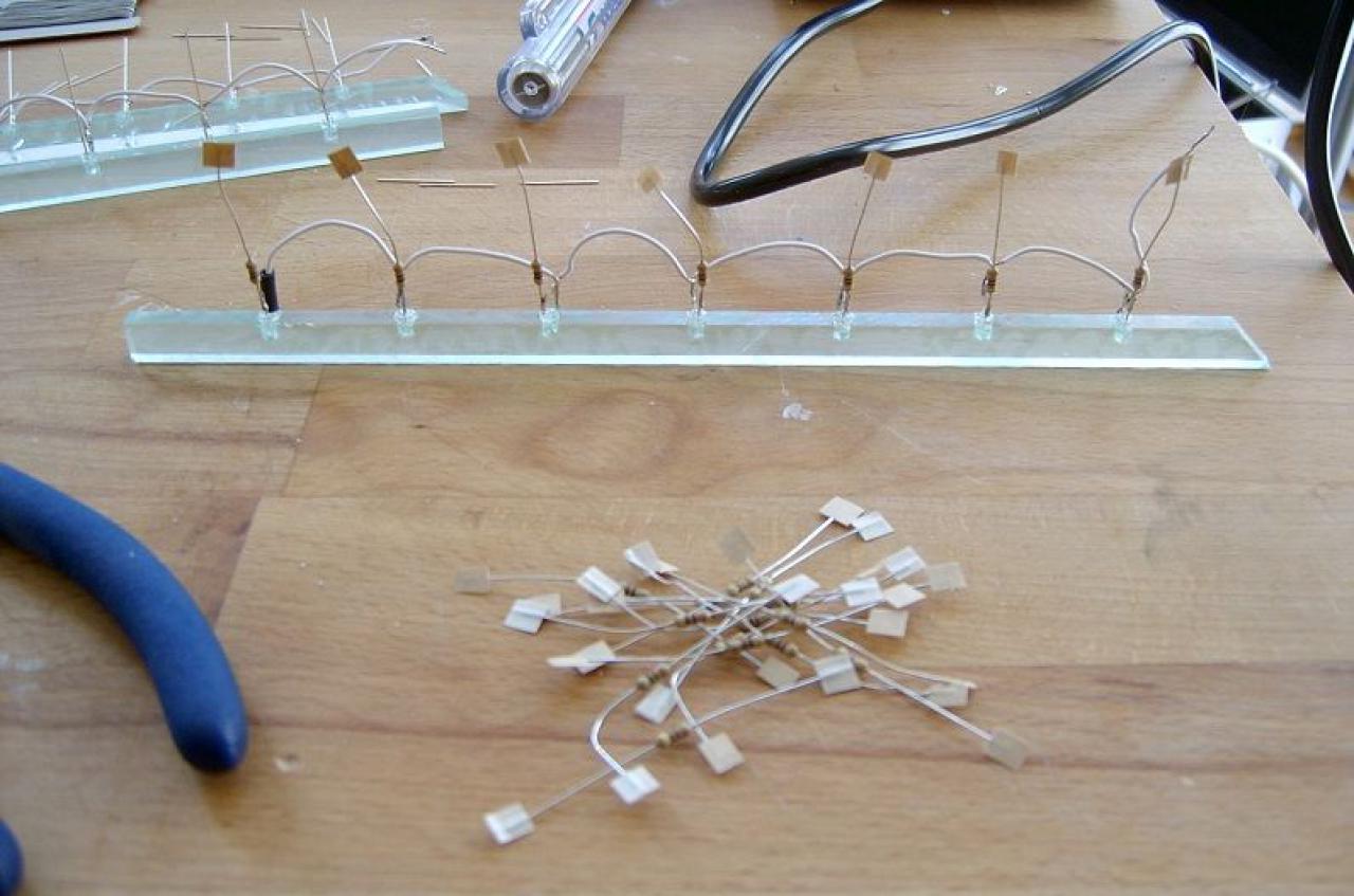[01/05/2010] PCGH-Casemod von NobLorRos: Lüfter-Modding inkl. Video-Tutorial (24)