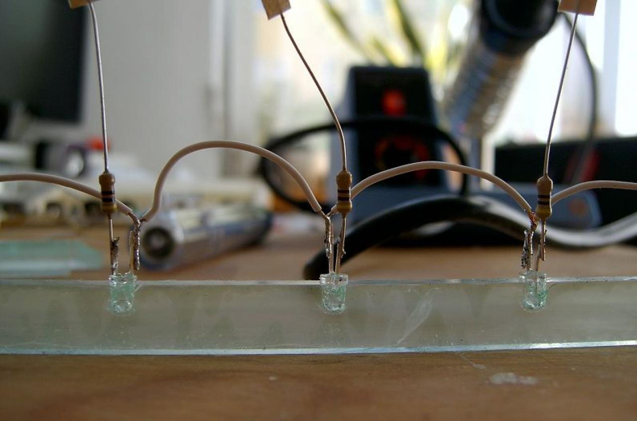 [01/05/2010] PCGH-Casemod von NobLorRos: Lüfter-Modding inkl. Video-Tutorial (25)