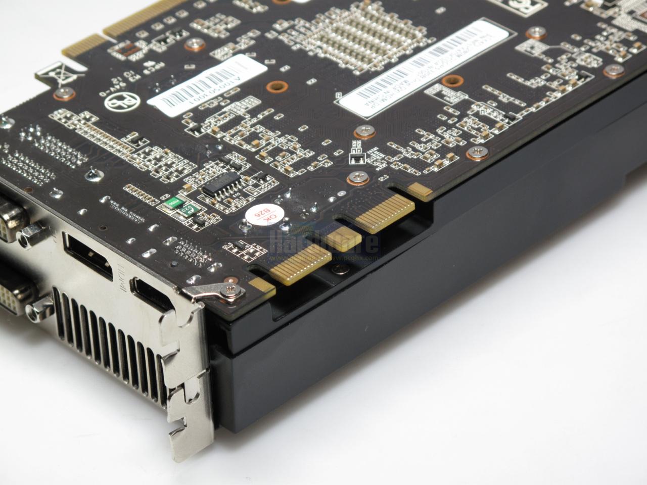 [21/05/2010] Palit Geforce GTX 470 Own Design: SLI-Konnektoren