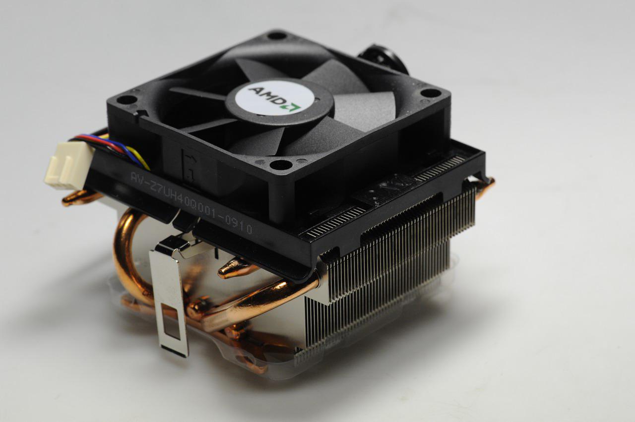 [07/05/2010] Phenom II X6 Boxed-Kuehler (7)