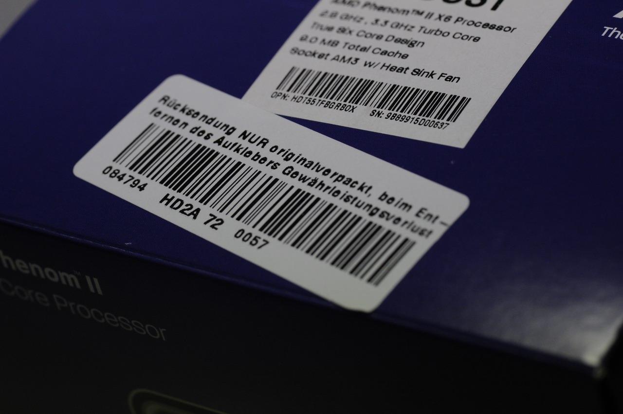 [07/05/2010] Phenom II X6 Verpackung (13)