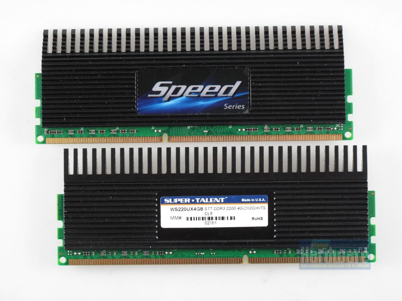 [20/05/2010] Super Talent WS220UX4G8: Die stachligen Module lassen sich nicht schmerzfrei einbauen.