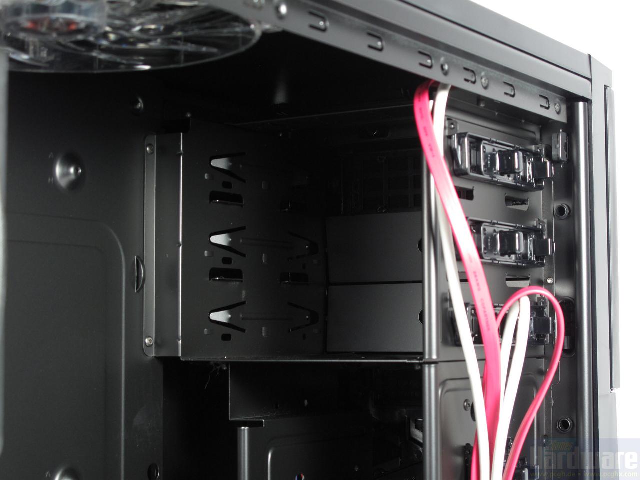 [14/05/2010] Thermaltake Armor A90 (11)