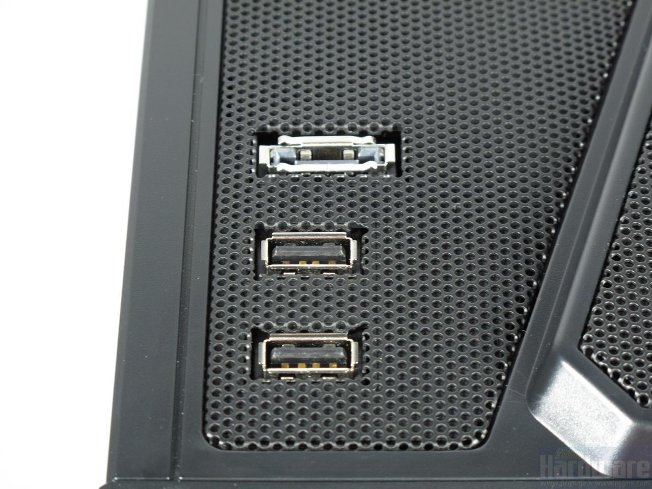 [14/05/2010] Thermaltake Armor A90 (13)
