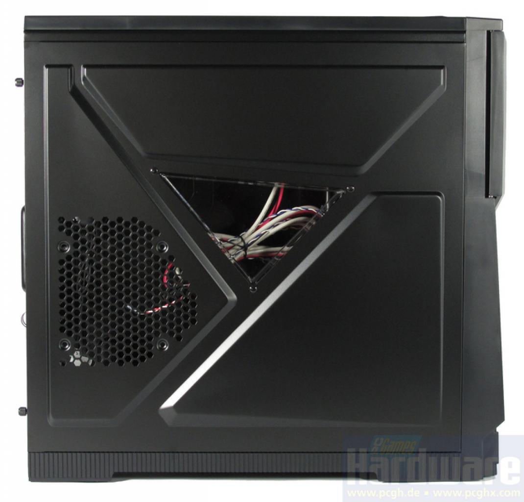 [14/05/2010] Thermaltake Armor A90 (16)