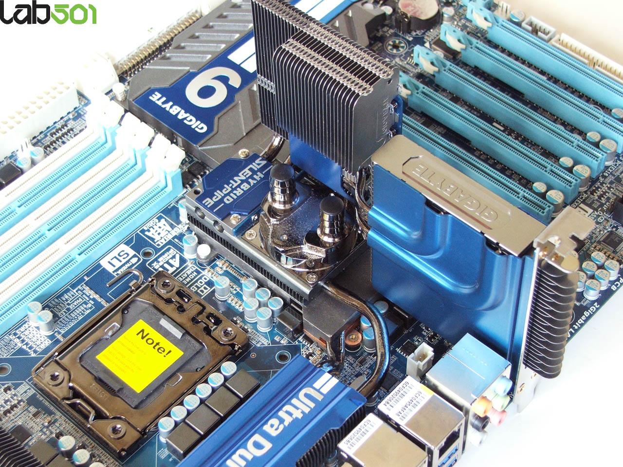 [11/05/2010] Gigabyte GA-X58A-UD9 Sampl (29)