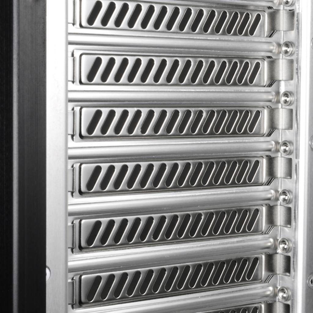 [14/05/2010] Lian-Li PC-B25SB (2)