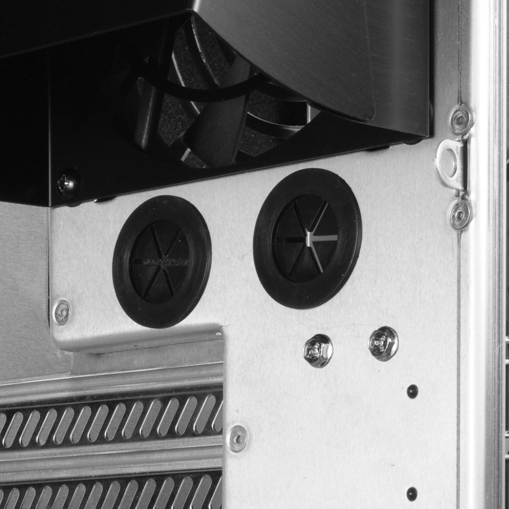 [14/05/2010] Lian-Li PC-B25SB (18)