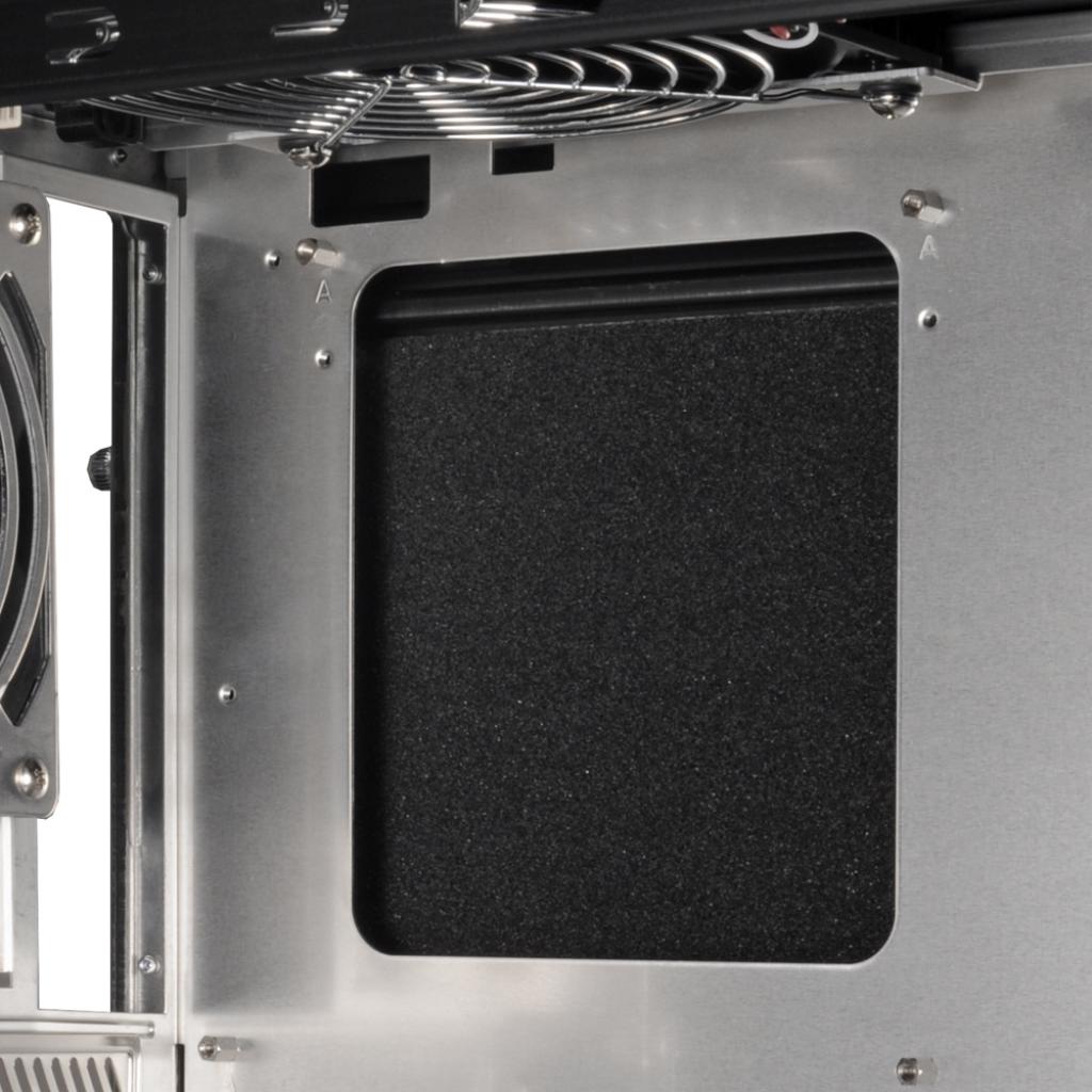[14/05/2010] Lian-Li PC-B25SB (19)