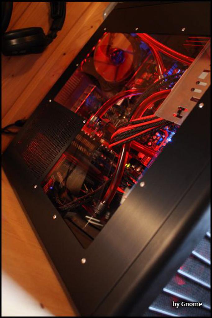 [16/05/2010] Black loves Red: Sehenswerte Wakü-Casemod - Update (14)