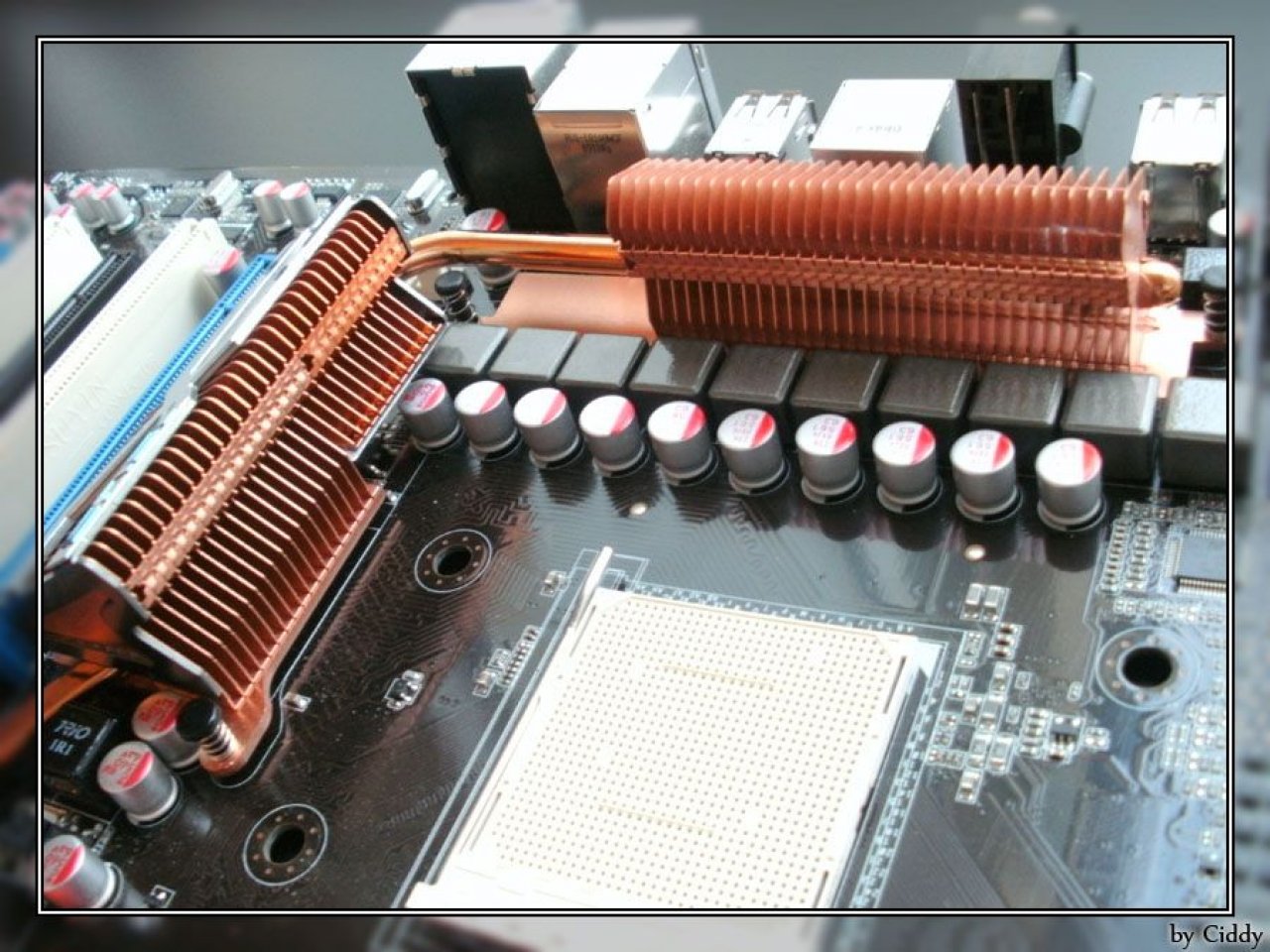[07/05/2010] Stilsicheres Casemod-Projekt: Performance meets Design (111)