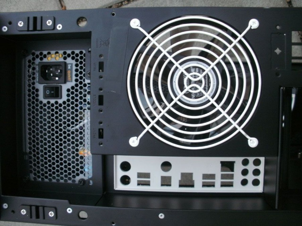 [07/05/2010] Stilsicheres Casemod-Projekt: Performance meets Design (115)