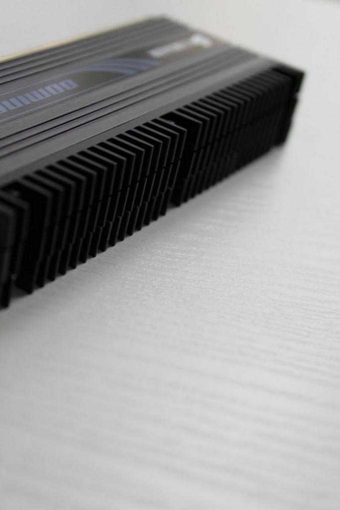 [07/05/2010] Stilsicheres Casemod-Projekt: Performance meets Design (156)
