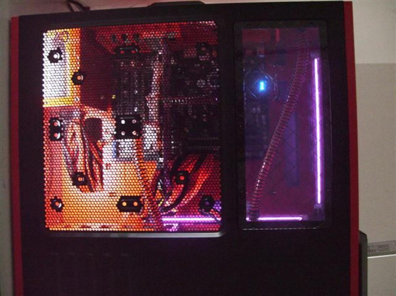 [09/05/2010] Modding-Doppelschlag: Wakü-Casemod in Schwarz-Rot und Retro-Bierkasten-PC (44)