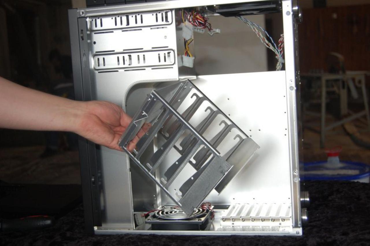 [28/05/2010] NobLorRos-Tagebuch: Casemodding-Doppelschlag zum Jubiläum (29)