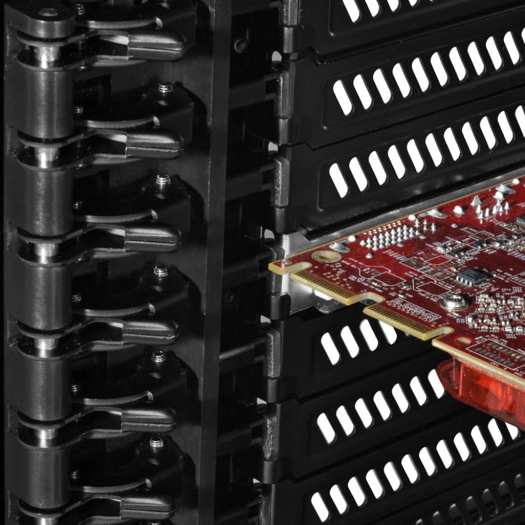 [11/05/2010] Lian-Li PC-X2000F (27)