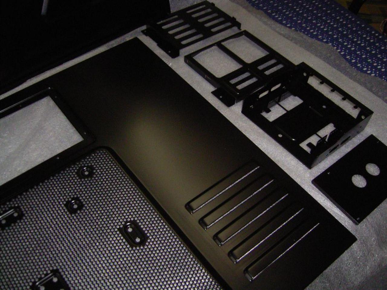 [21/05/2010] Triple xXx meets HAF: Casemod-Tagebuch der Superlative (1)