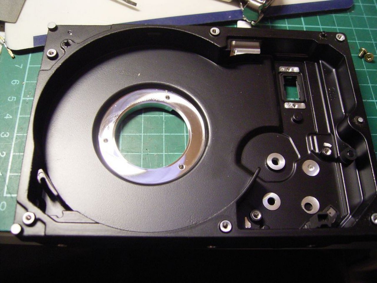 [21/05/2010] Triple xXx meets HAF: Casemod-Tagebuch der Superlative (14)