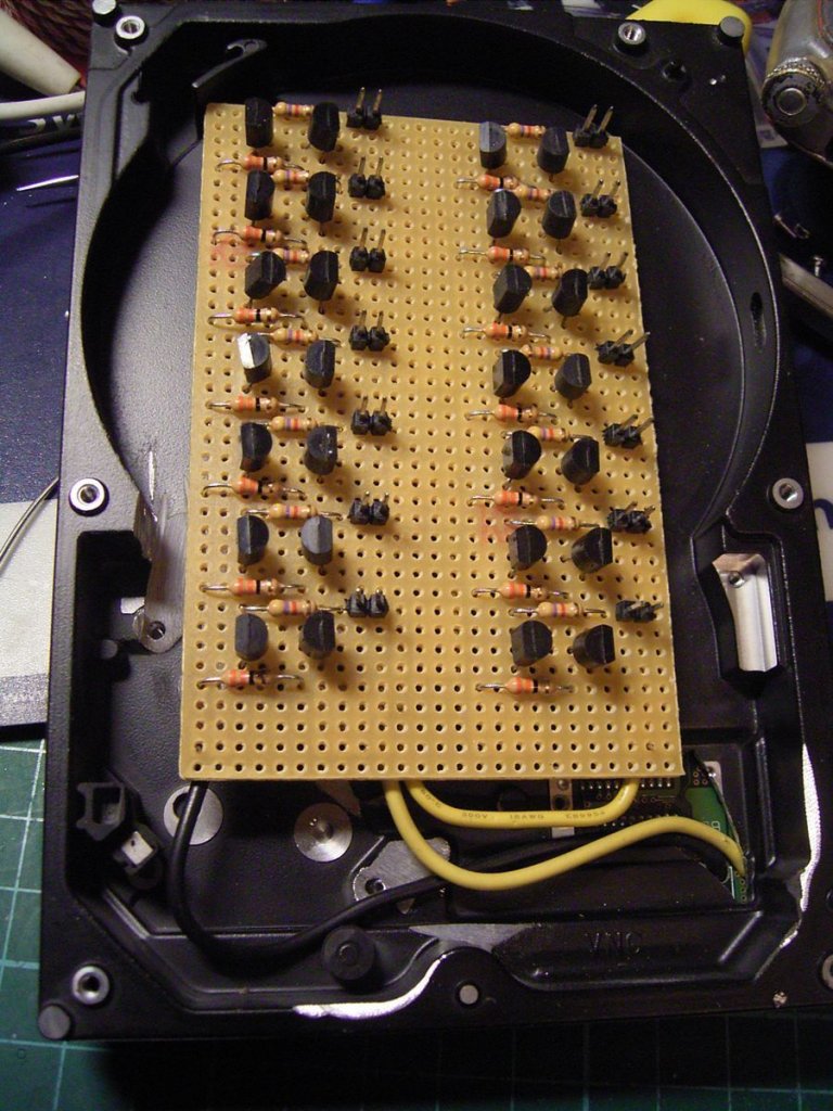 [21/05/2010] Triple xXx meets HAF: Casemod-Tagebuch der Superlative (19)
