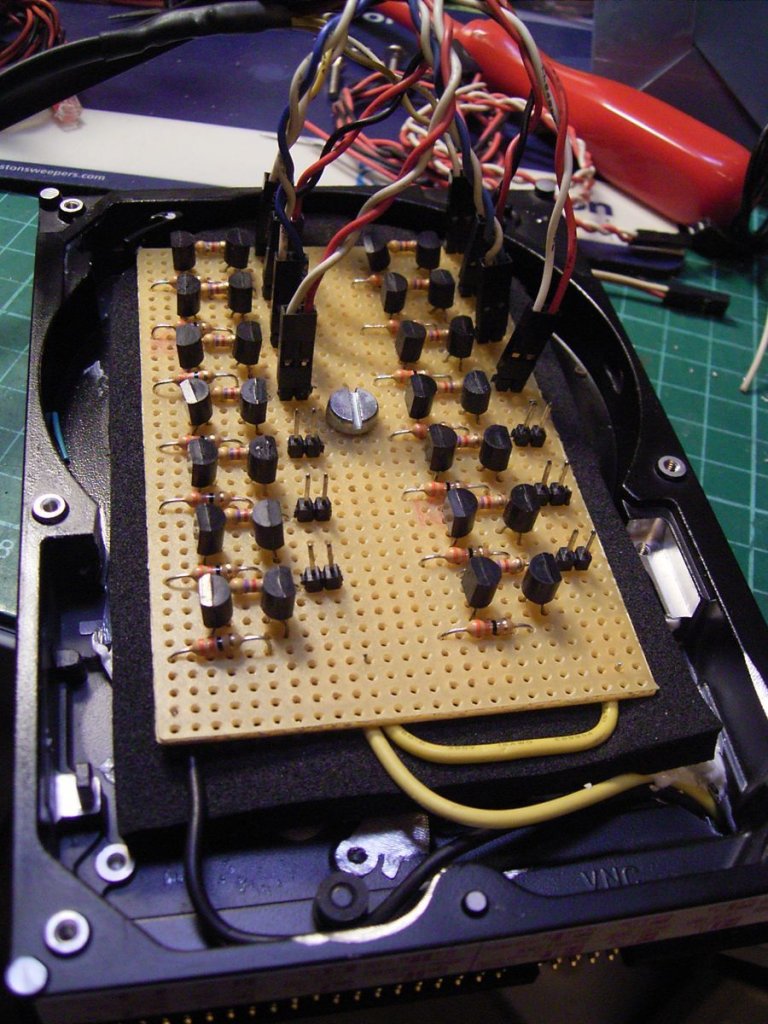[21/05/2010] Triple xXx meets HAF: Casemod-Tagebuch der Superlative (22)