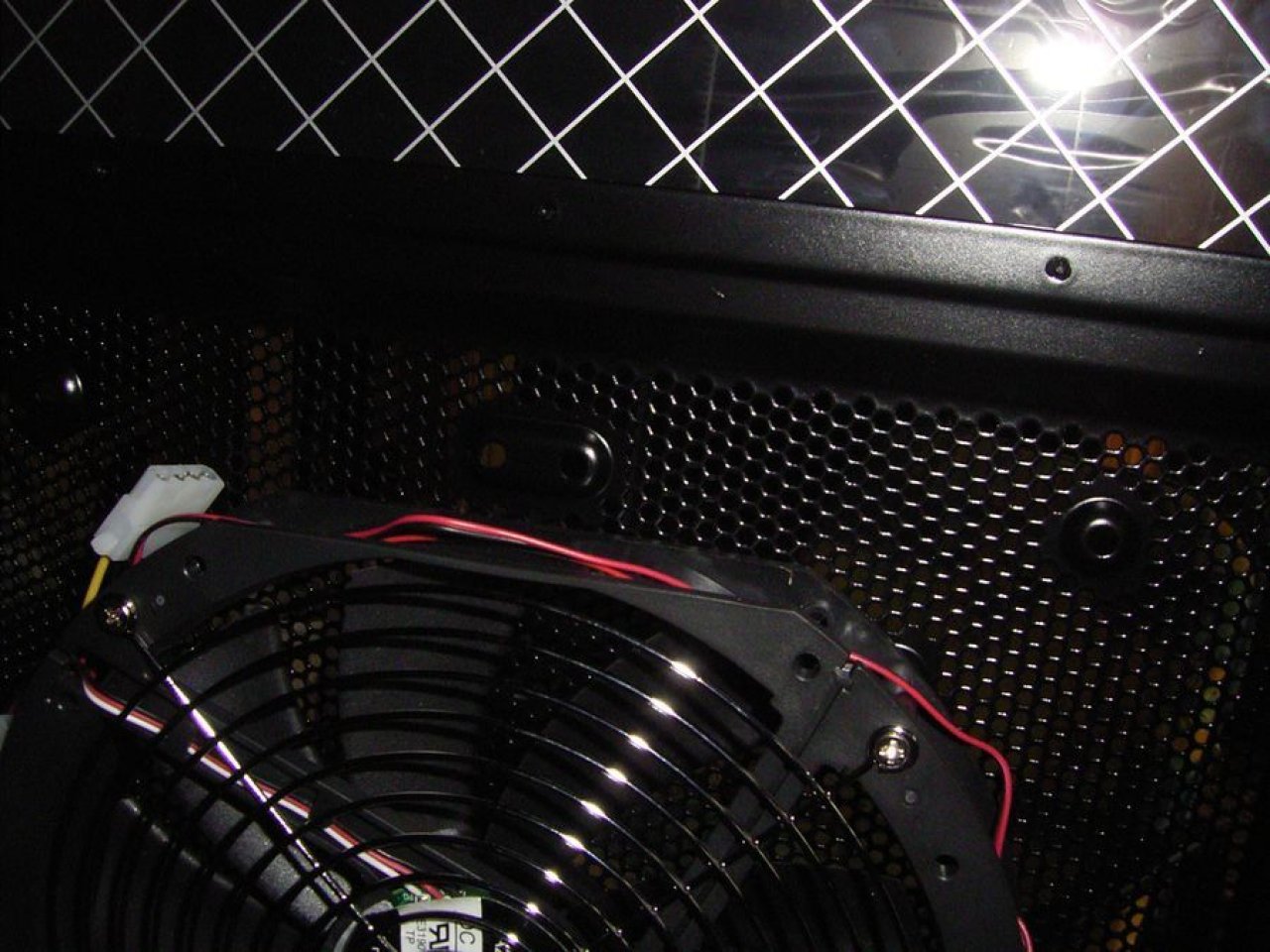 [21/05/2010] Triple xXx meets HAF: Casemod-Tagebuch der Superlative (32)