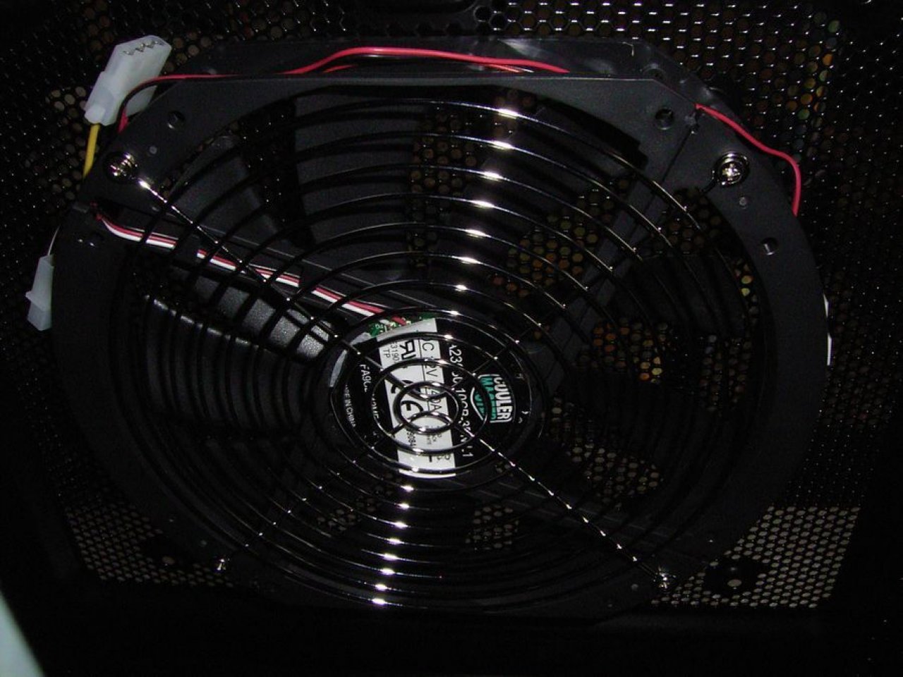 [21/05/2010] Triple xXx meets HAF: Casemod-Tagebuch der Superlative (33)