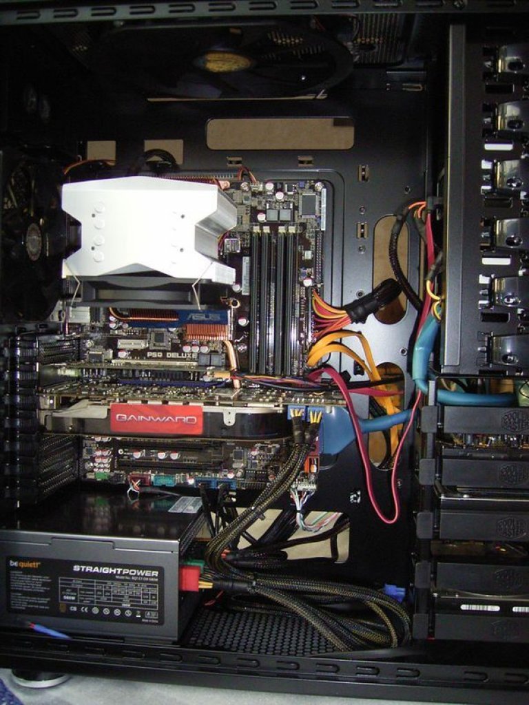 [21/05/2010] Triple xXx meets HAF: Casemod-Tagebuch der Superlative (68)