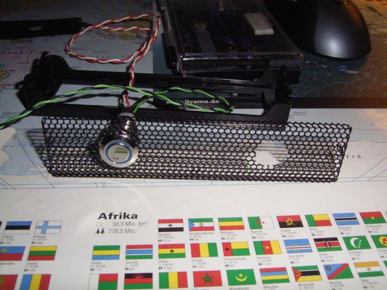 [21/05/2010] Triple xXx meets HAF: Casemod-Tagebuch der Superlative (112)
