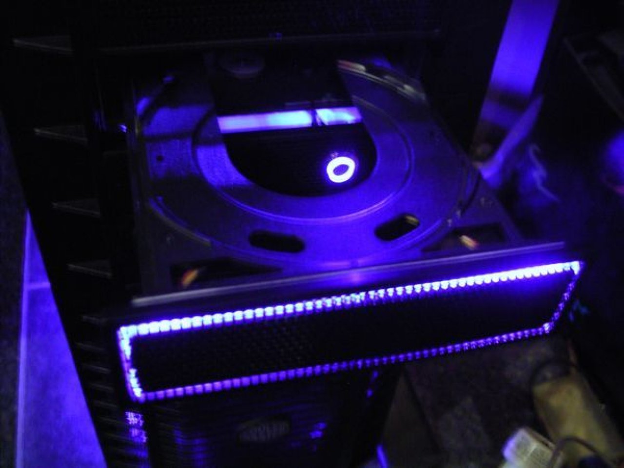[21/05/2010] Triple xXx meets HAF: Casemod-Tagebuch der Superlative (140)