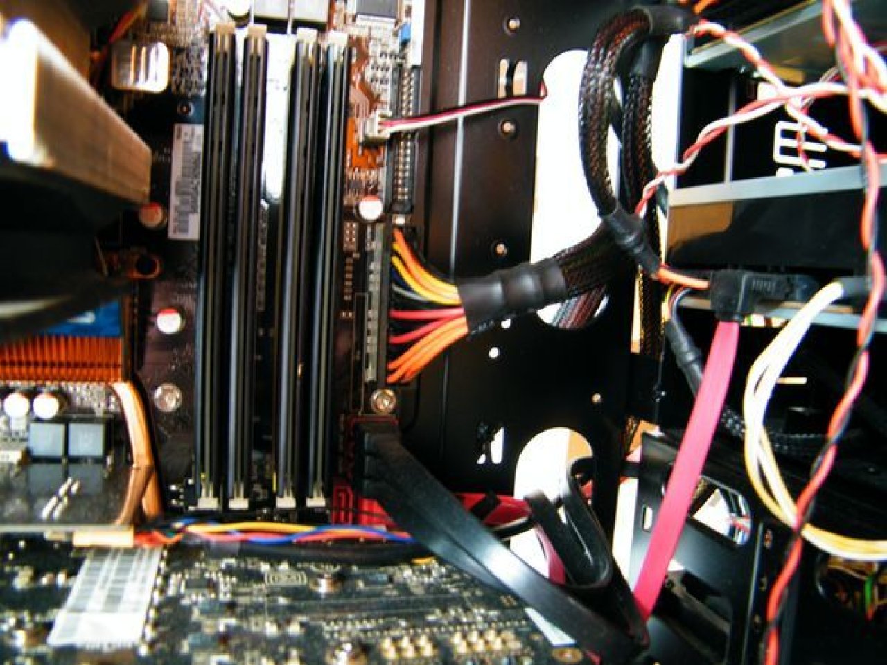 [21/05/2010] Triple xXx meets HAF: Casemod-Tagebuch der Superlative (172)
