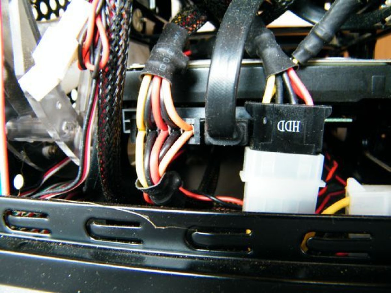 [21/05/2010] Triple xXx meets HAF: Casemod-Tagebuch der Superlative (174)
