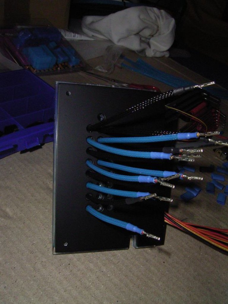 [21/05/2010] Triple xXx meets HAF: Casemod-Tagebuch der Superlative (189)