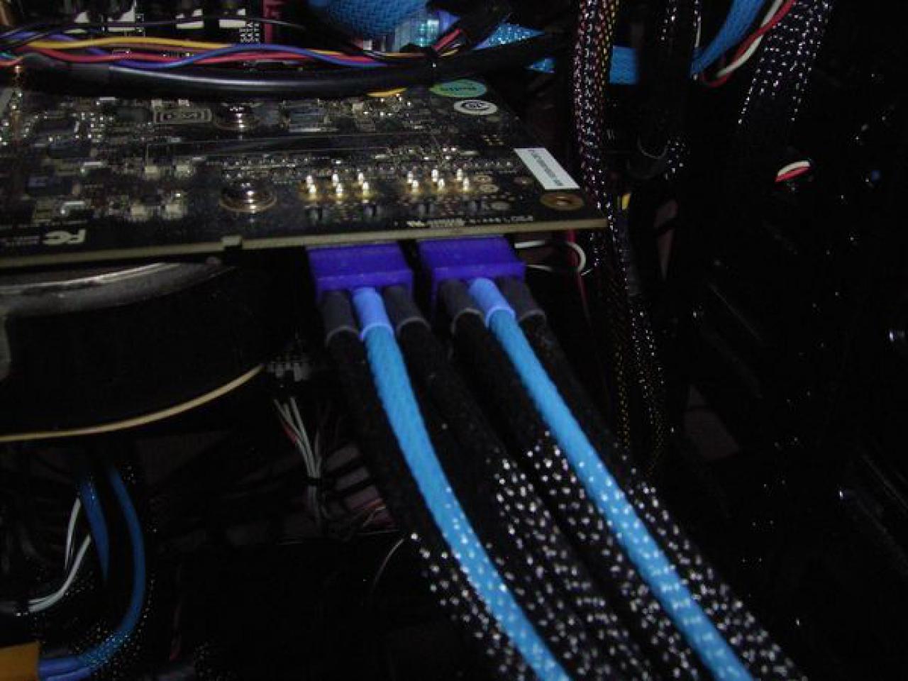 [21/05/2010] Triple xXx meets HAF: Casemod-Tagebuch der Superlative (196)