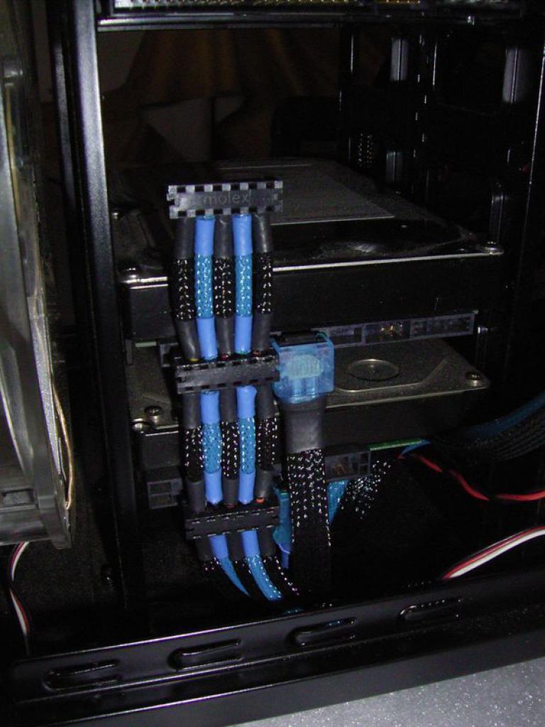 [21/05/2010] Triple xXx meets HAF: Casemod-Tagebuch der Superlative (207)